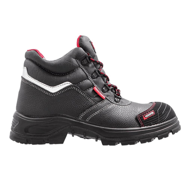 Leather work boots Baxter S3 with protective composite toe.