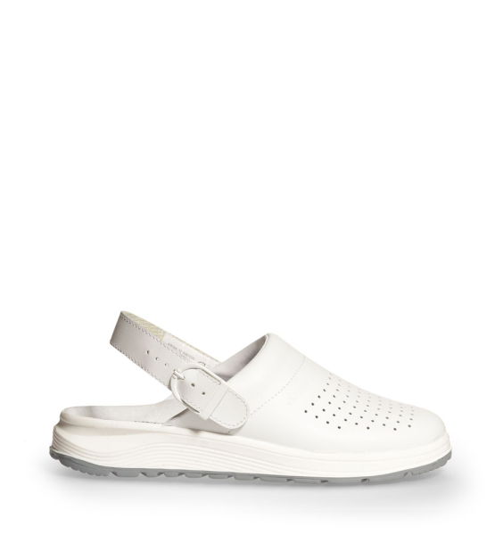 Sabo shoes with holes Active 02-0087020