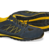 Suede shoes BS16105 S1 SRA with protective metal toe.